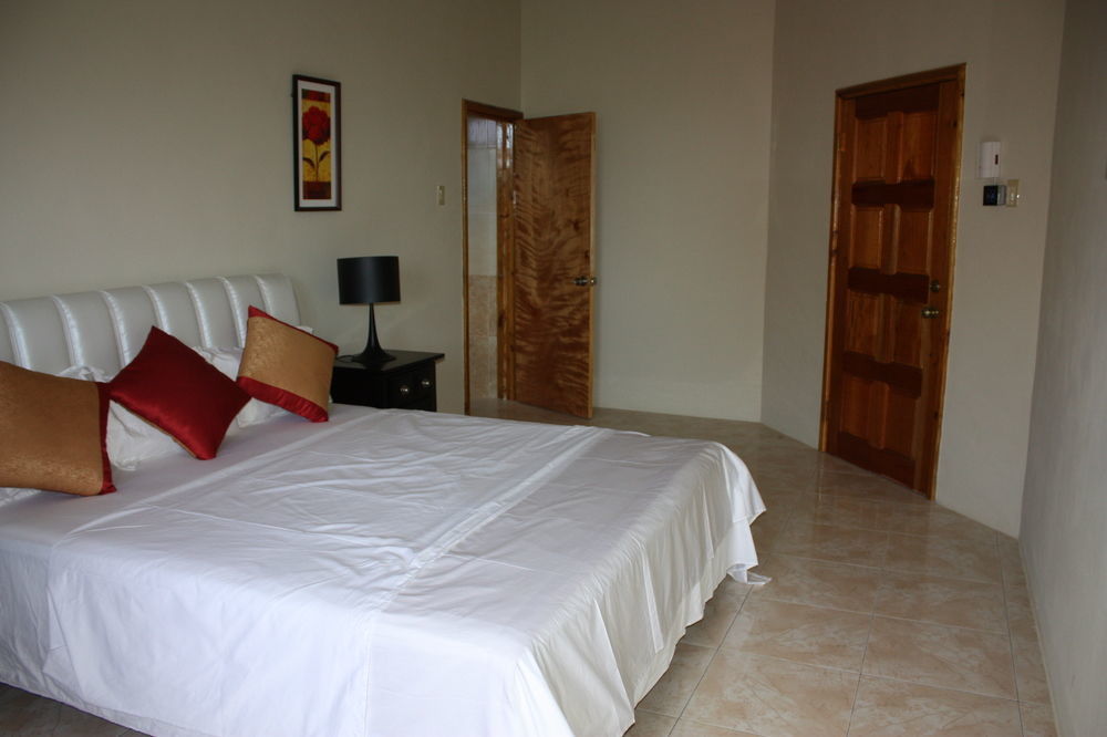 Negril Sky Blue Resorts ภายนอก รูปภาพ