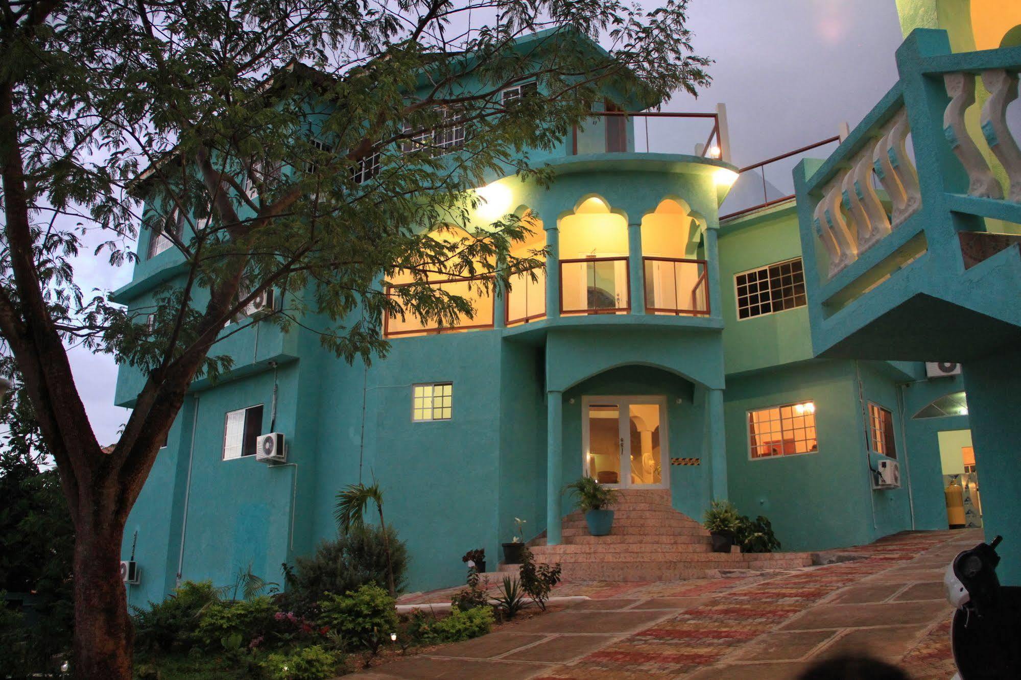 Negril Sky Blue Resorts ภายนอก รูปภาพ