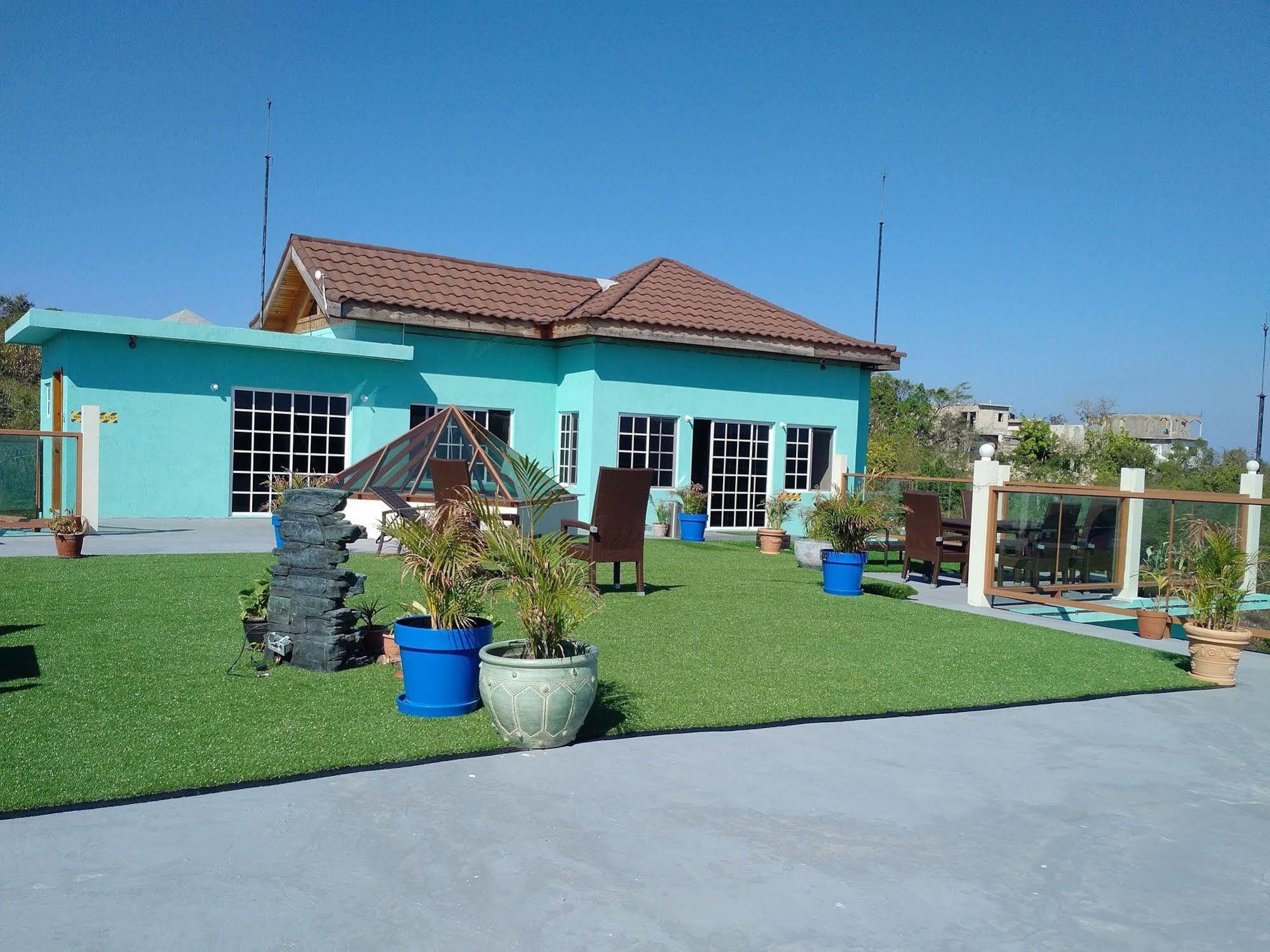 Negril Sky Blue Resorts ภายนอก รูปภาพ